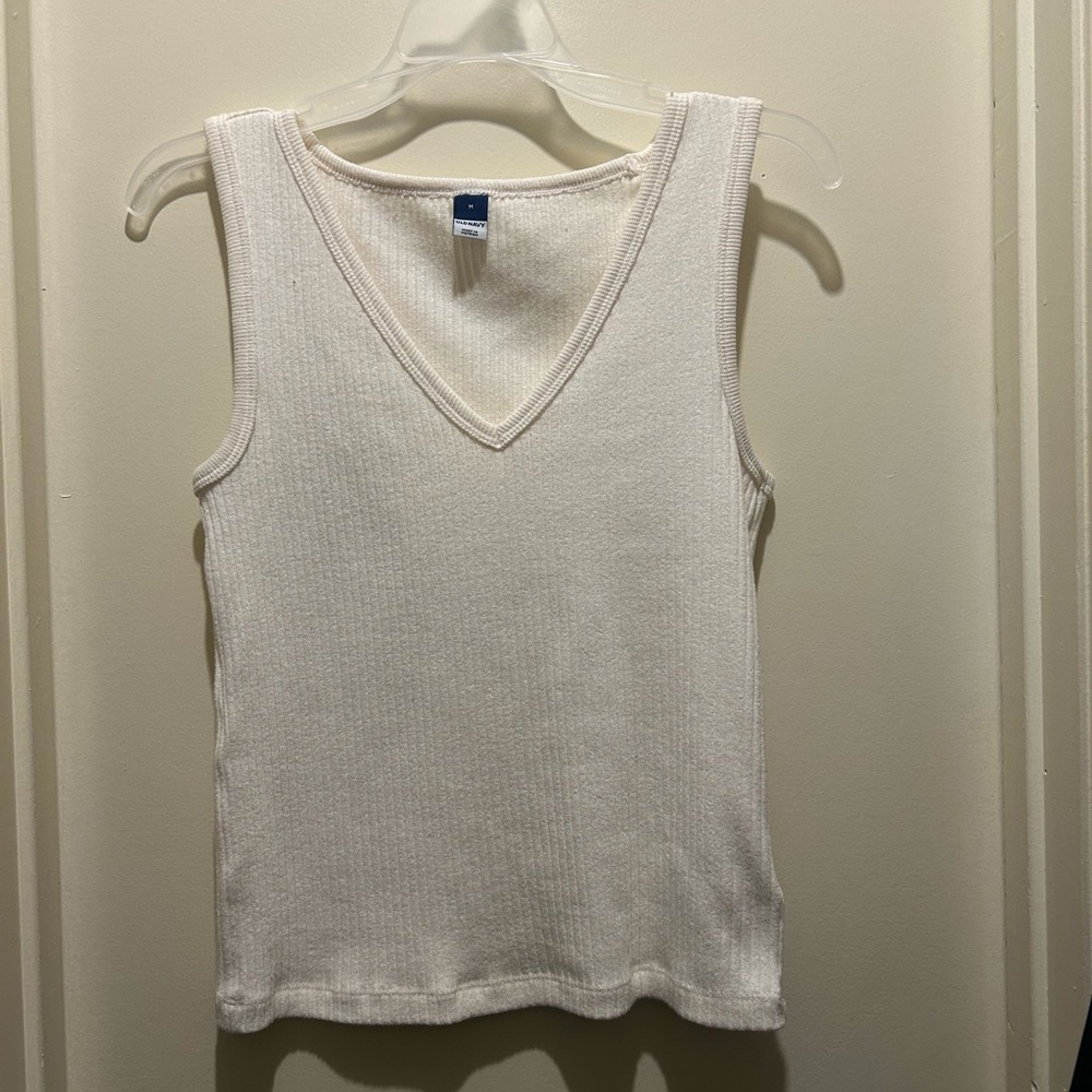 Rib Knit V-Neck Tank Top
